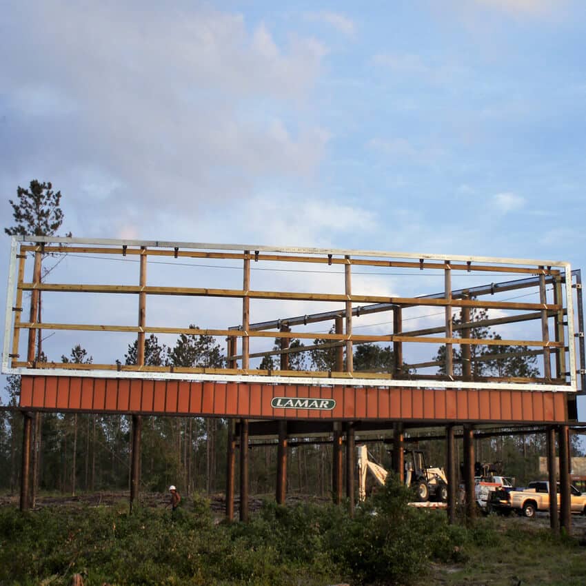 Lightweight Hurricane Frames (Wood Structures)